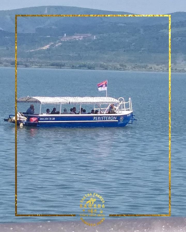 Apartamento Zlatna Ribica Golubac Exterior foto